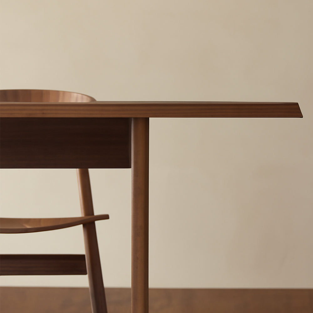 Dovelina Rectangular Dining Table