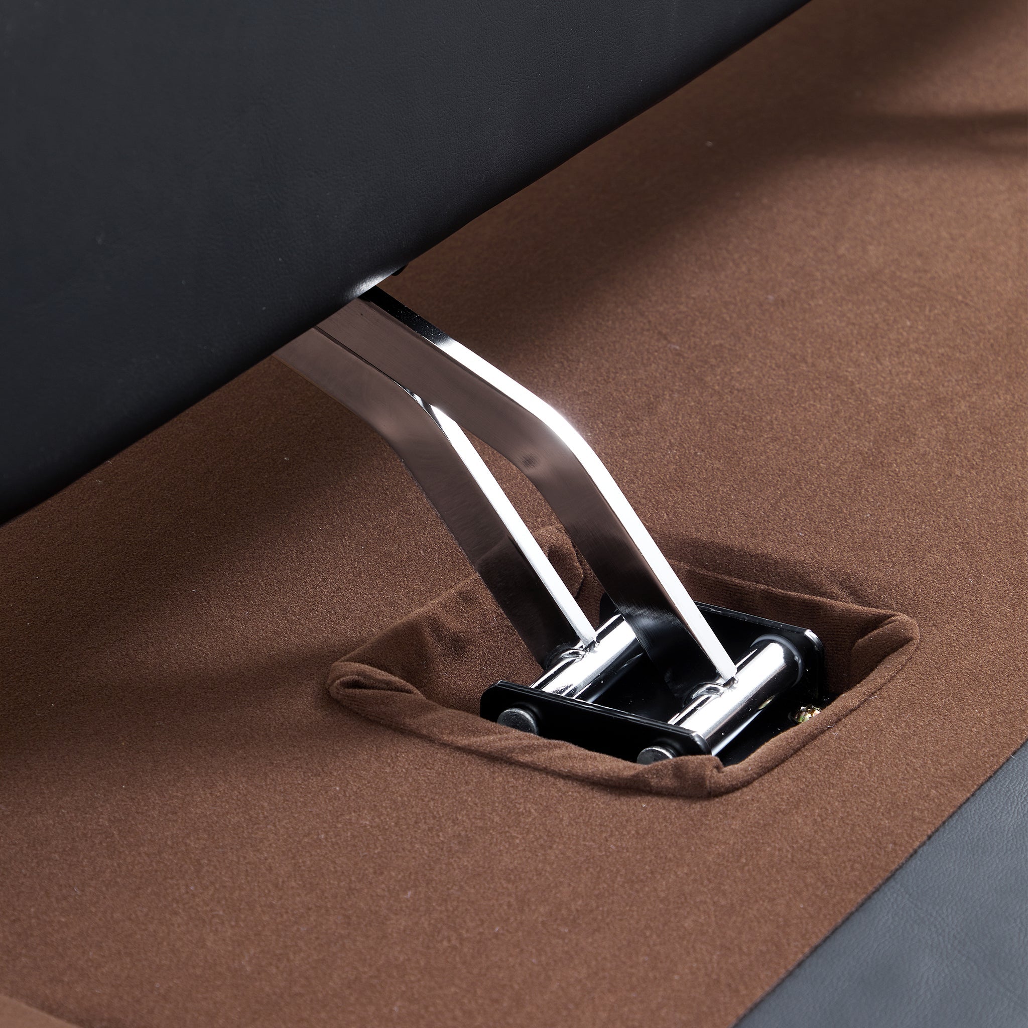 Casper Sailboat Leather Sofa