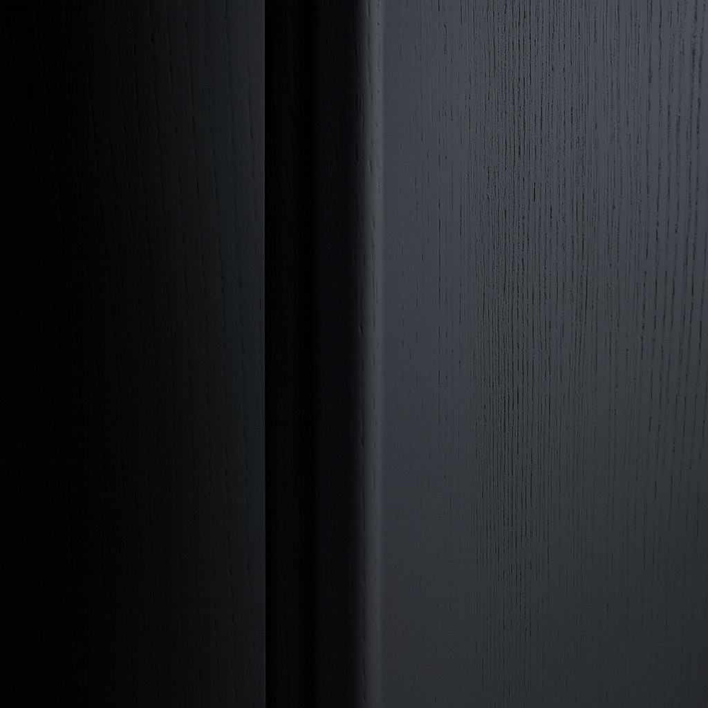 Dysis Round Dining Table