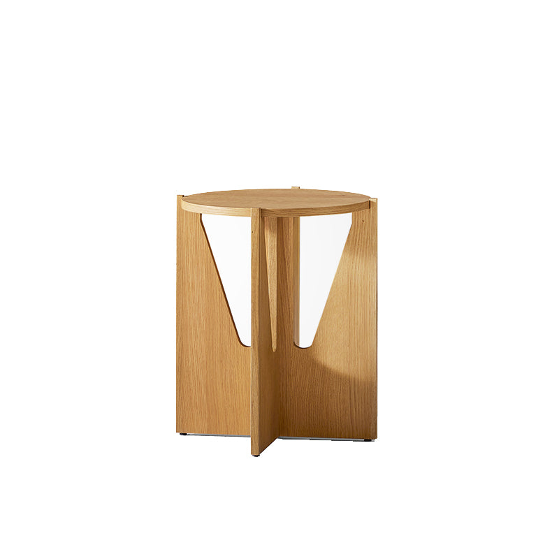 Vivid Oak Round Accent Side Table