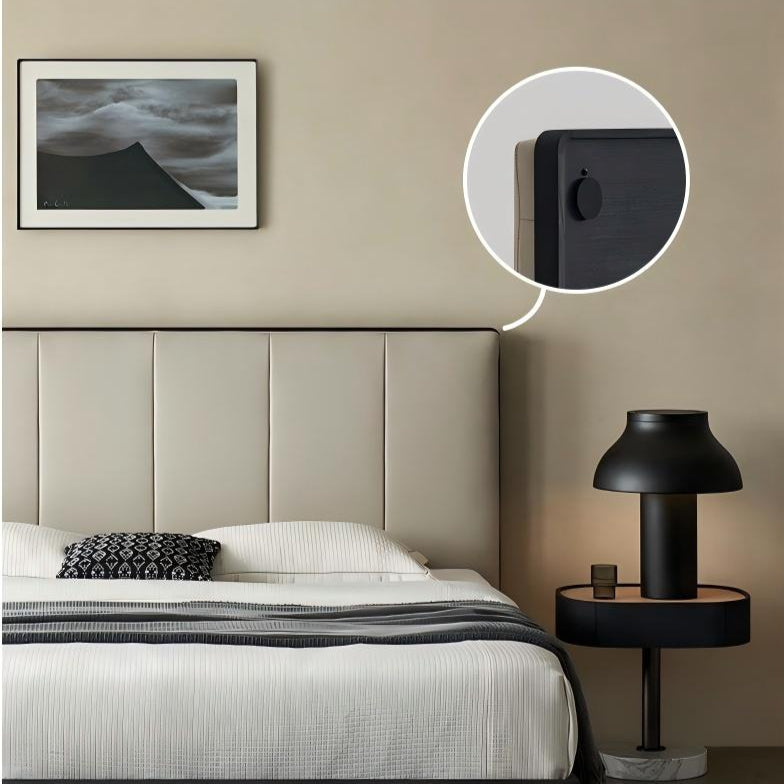 Muffin Edge Leather Bed