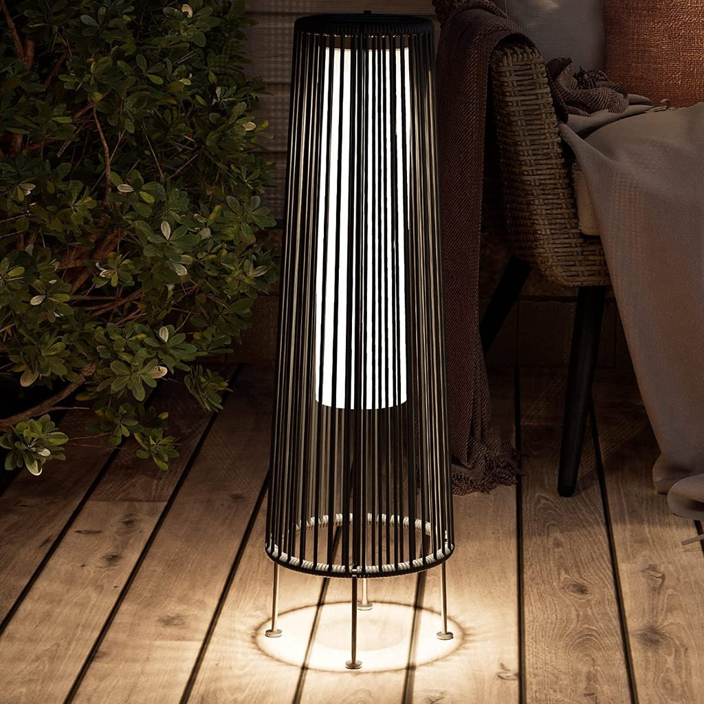 Lot de 2 lampes solaires d'extérieur en osier, résistantes aux intempéries, idéales pour terrasse, porche, cour ou jardin.