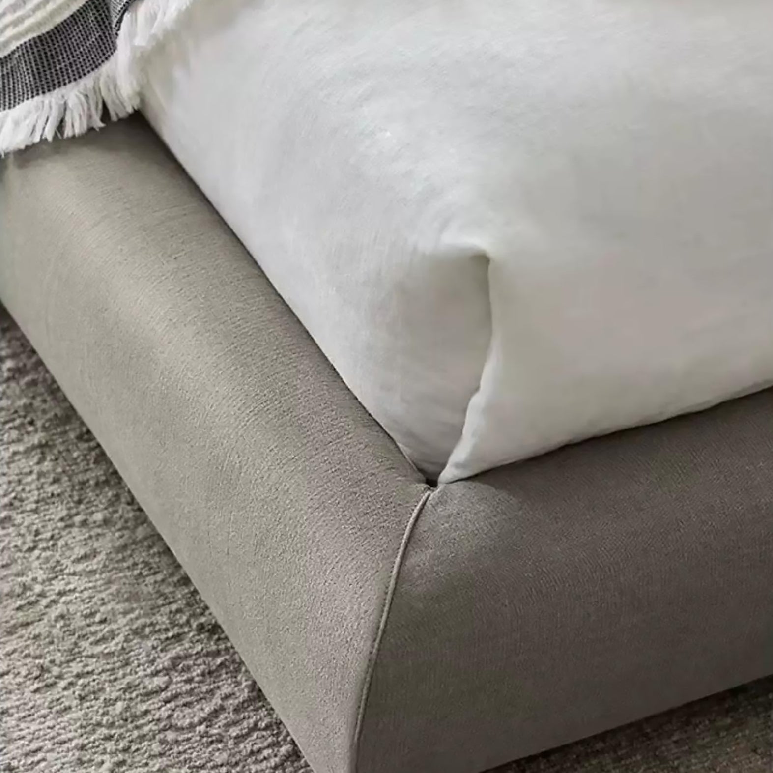 Donut Nap Fabric Bed