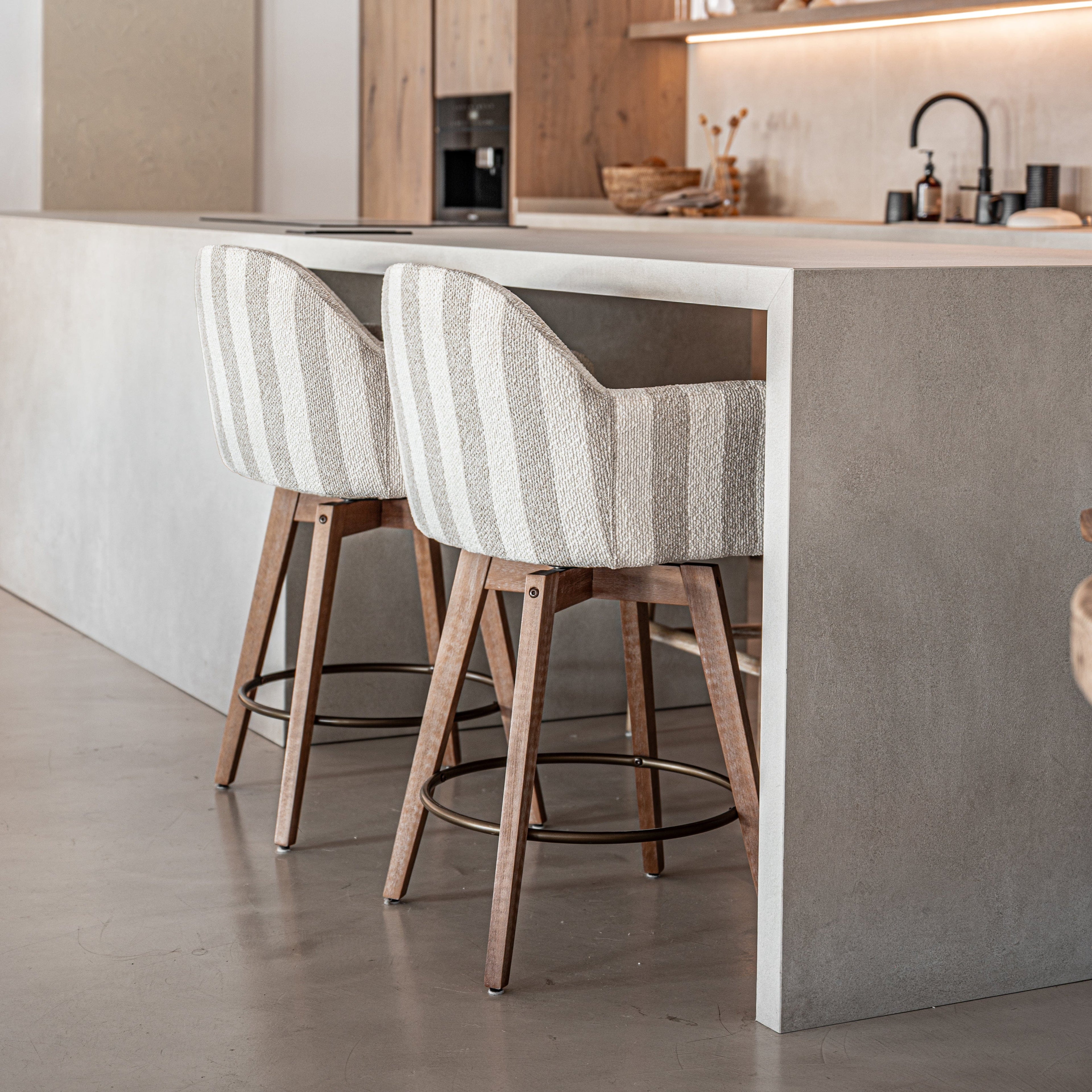 Tabouret de bar Elira à rayures