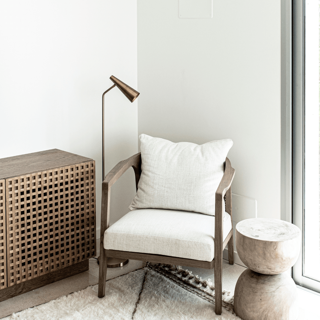 Tabouret en forme de sablier