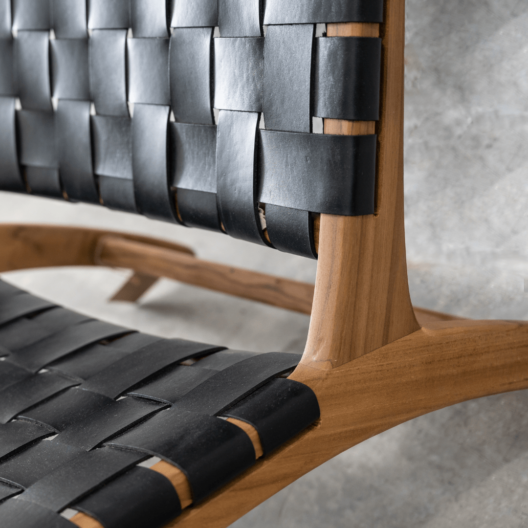 Fauteuil lounge en cuir noir