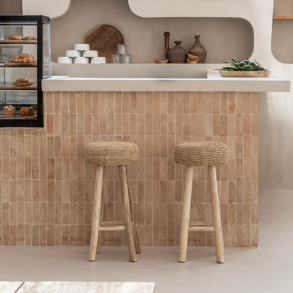 Tabouret de bar en raphia