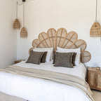 Table de chevet en teck et rotin