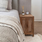 Table de chevet en teck et rotin